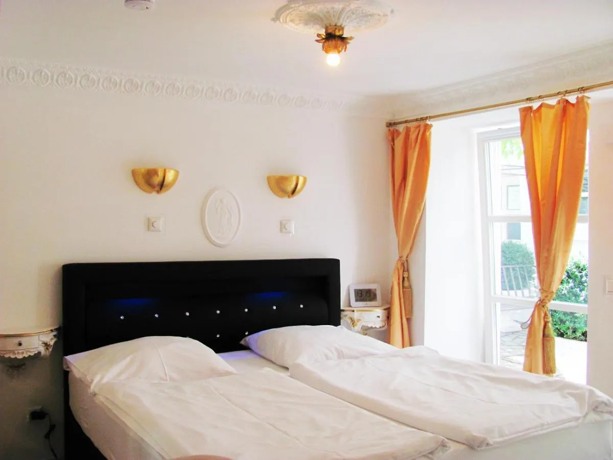 Apartment Storchenfaerbe Memmingen Guest house