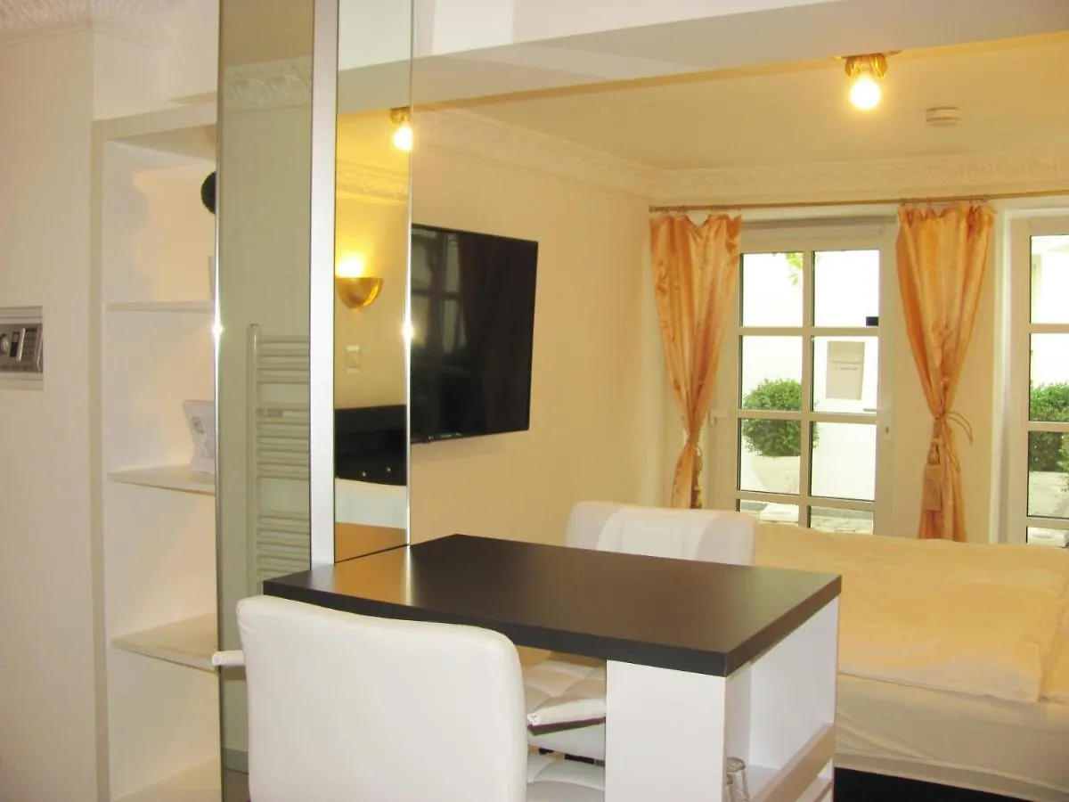 Apartment Storchenfaerbe Memmingen Guest house