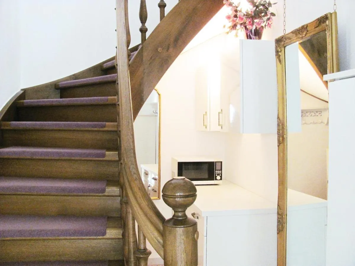 Apartment Storchenfaerbe Memmingen Guest house