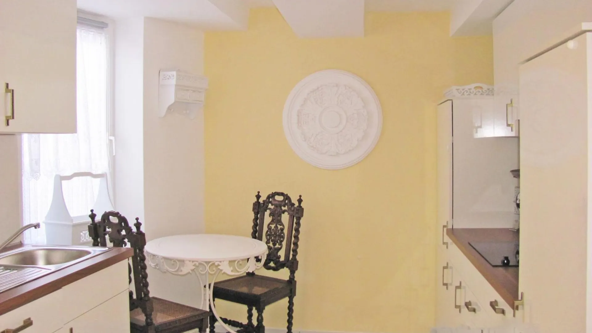 Apartment Storchenfaerbe Memmingen 4*,  Germany
