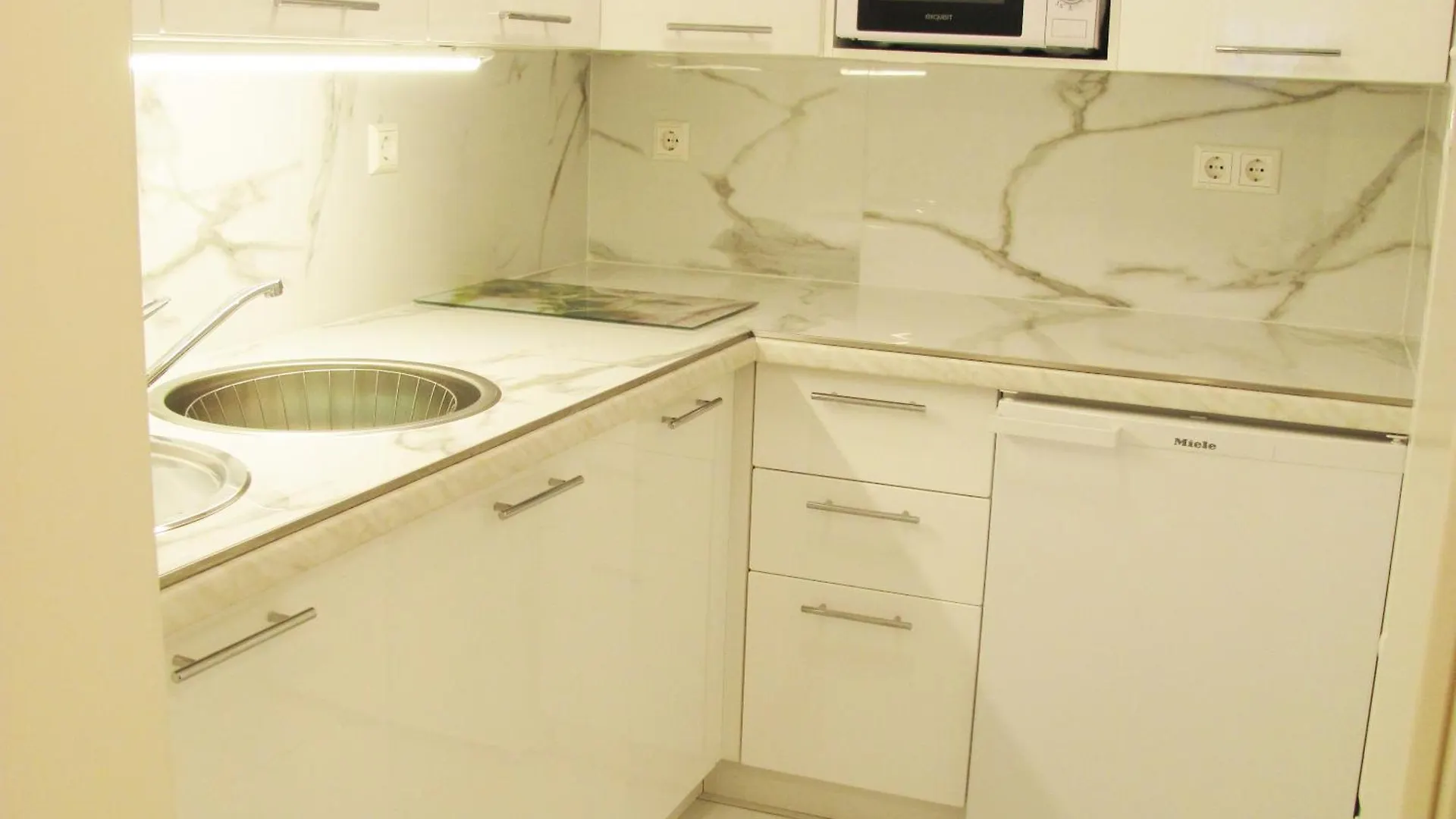 Apartment Storchenfaerbe Memmingen 4*,  Germany